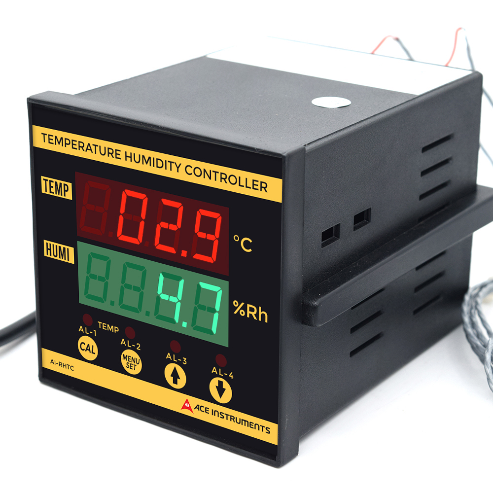 Panel Mounting Temperature and Humidity Controller